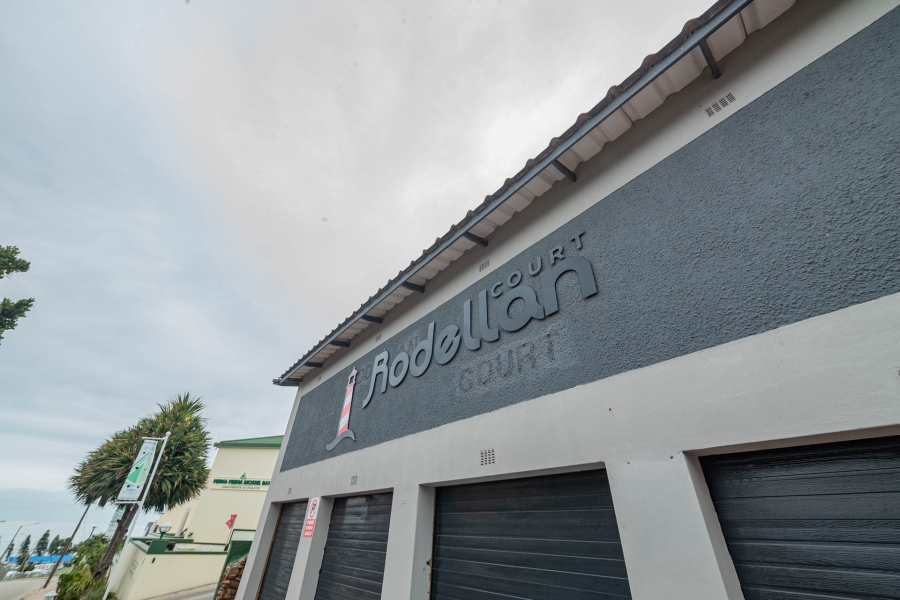 2 Bedroom Property for Sale in Mossel Bay Central Western Cape